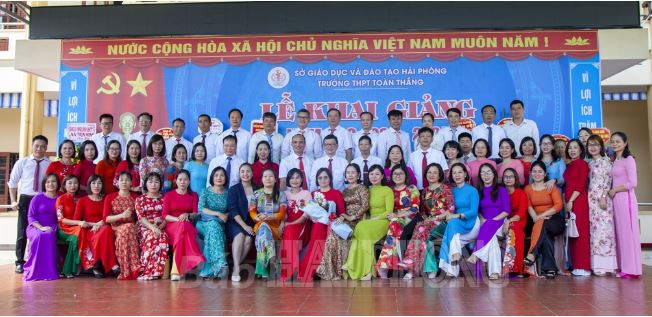 Trường THPT Toàn Thắng gửi thư cảm ơn Phòng Cảnh sát ĐTTP về ma tuý